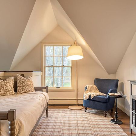 Cortland By Avantstay Charming Heritage Estate W Private Lake Pool Saugerties Eksteriør billede