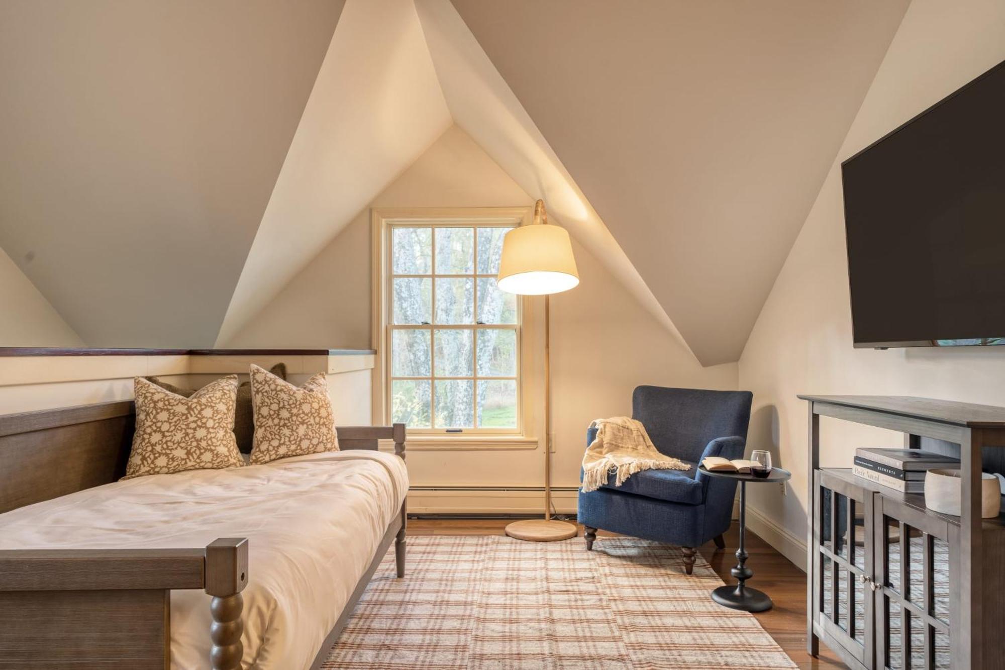 Cortland By Avantstay Charming Heritage Estate W Private Lake Pool Saugerties Eksteriør billede
