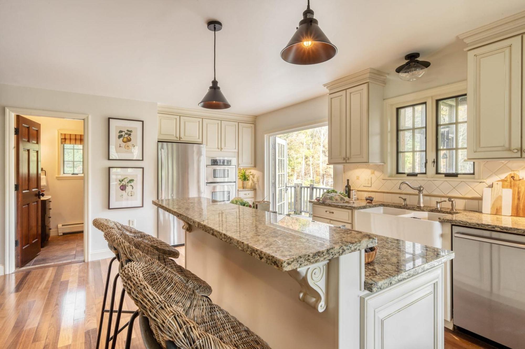 Cortland By Avantstay Charming Heritage Estate W Private Lake Pool Saugerties Eksteriør billede